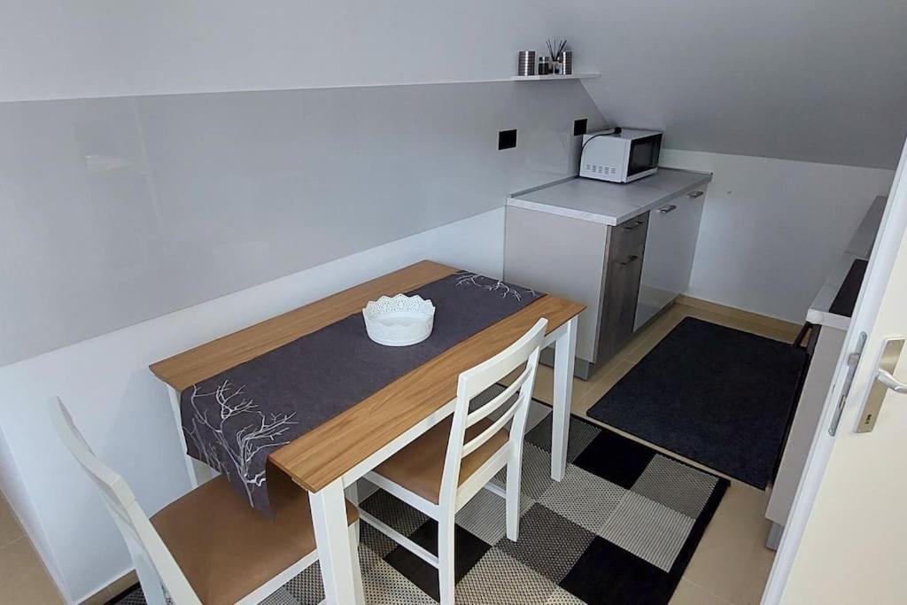 Jo-Ma Apartma - Free Parking Ljubljana Extérieur photo